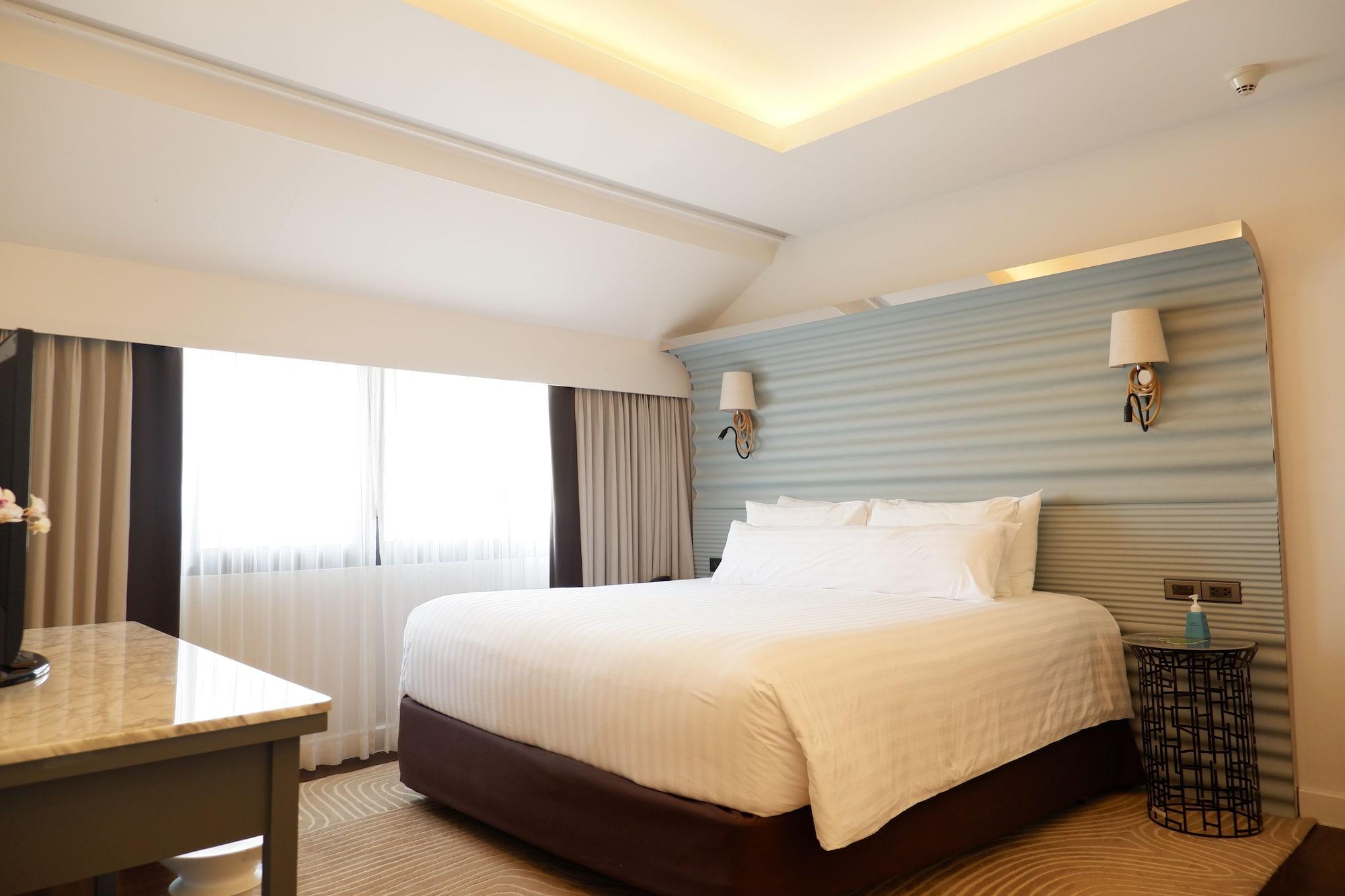 เดอะ โบทเฮ้าส์ ภูเก็ต  Hotel หาดกะตะ ภายนอก รูปภาพ