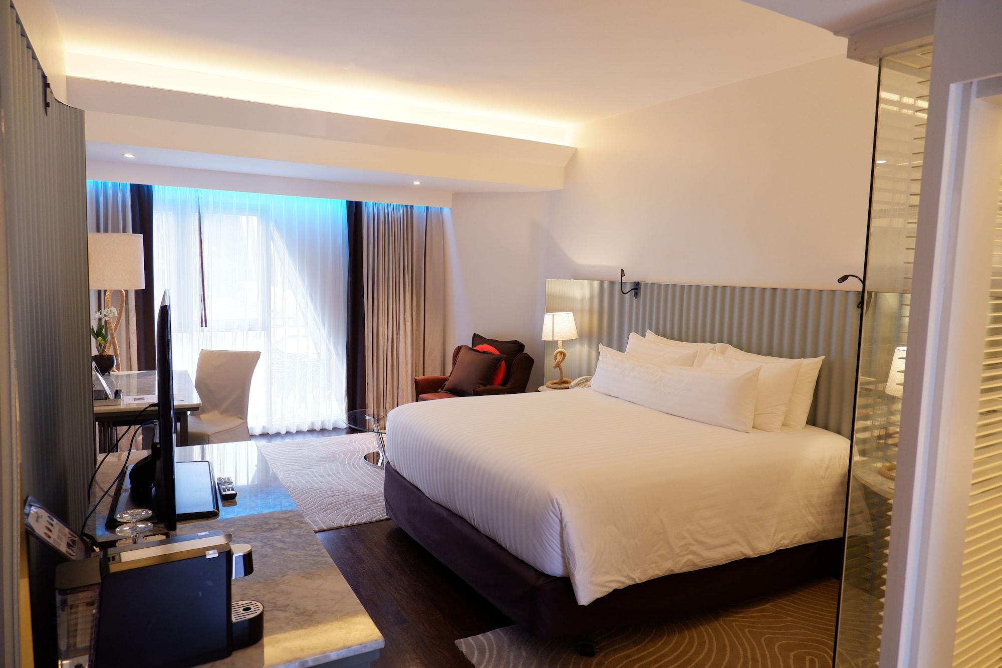 เดอะ โบทเฮ้าส์ ภูเก็ต  Hotel หาดกะตะ ภายนอก รูปภาพ