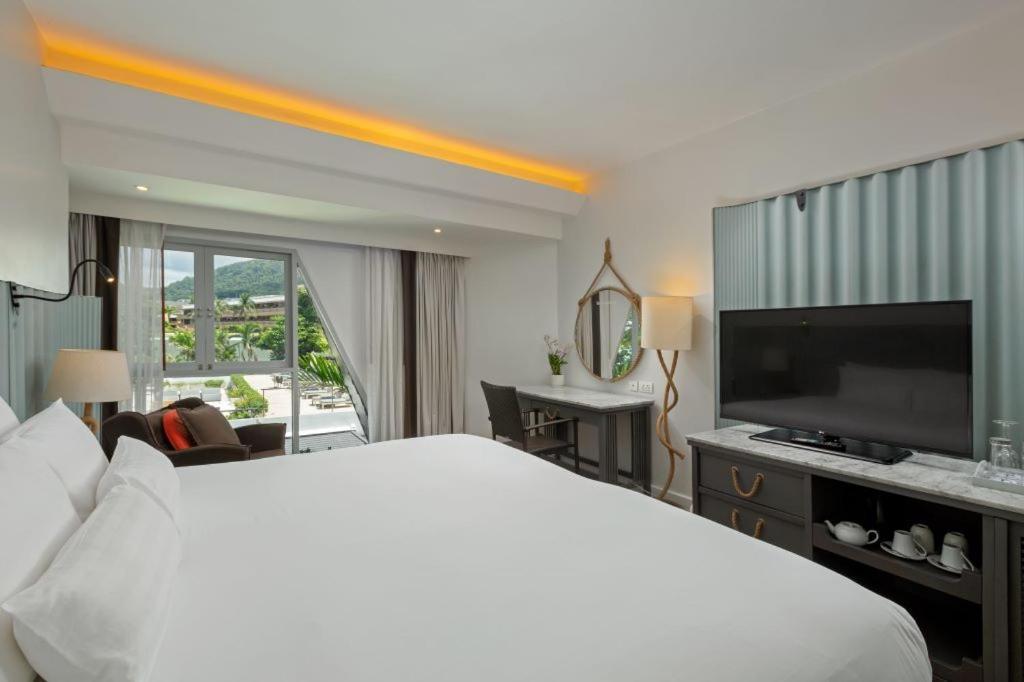 เดอะ โบทเฮ้าส์ ภูเก็ต  Hotel หาดกะตะ ภายนอก รูปภาพ