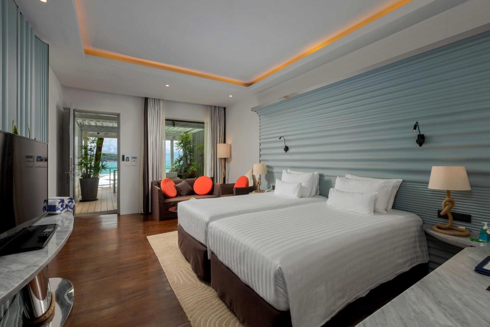 เดอะ โบทเฮ้าส์ ภูเก็ต  Hotel หาดกะตะ ภายนอก รูปภาพ